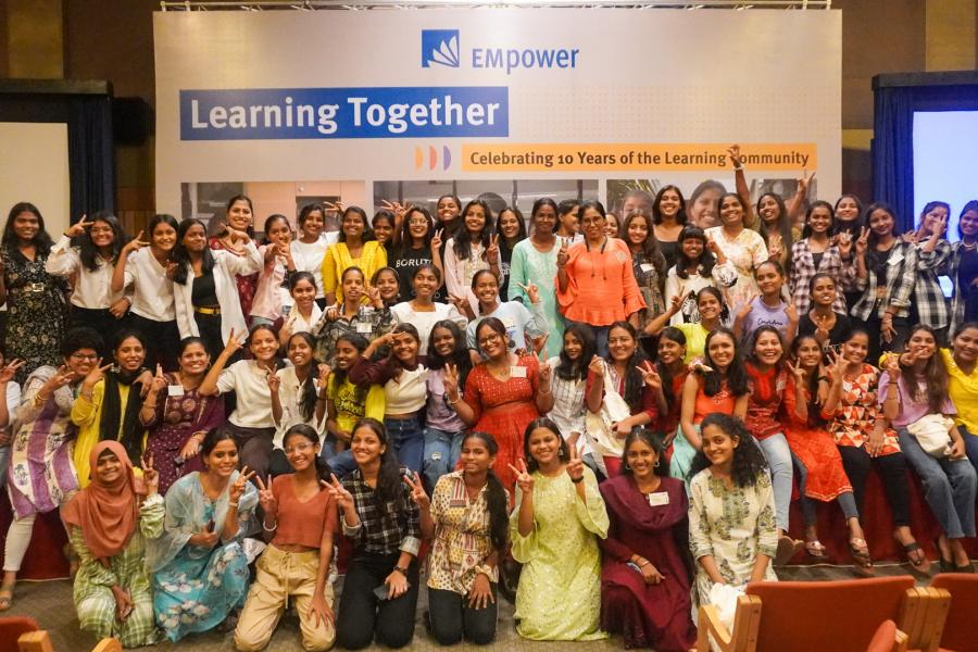 {image:url:description}